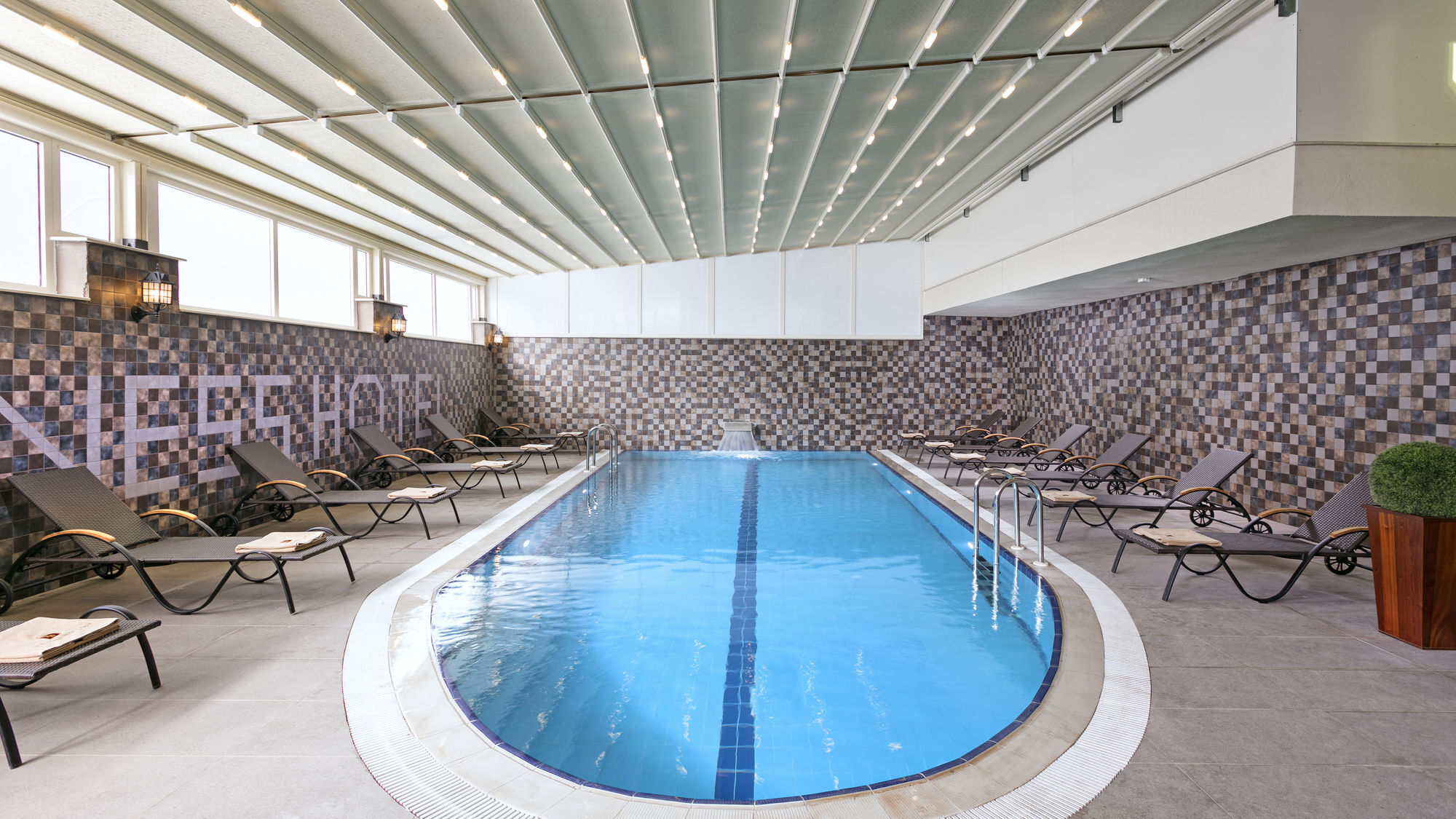אנטליה B Business Hotel & Spa מראה חיצוני תמונה