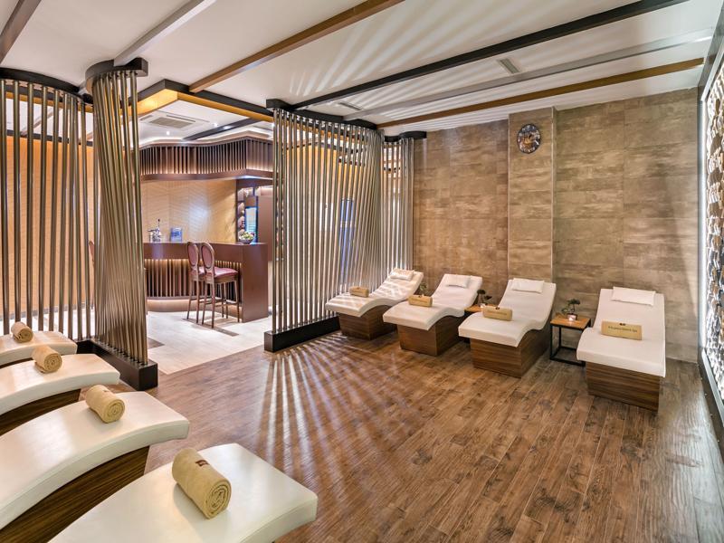 אנטליה B Business Hotel & Spa מראה חיצוני תמונה