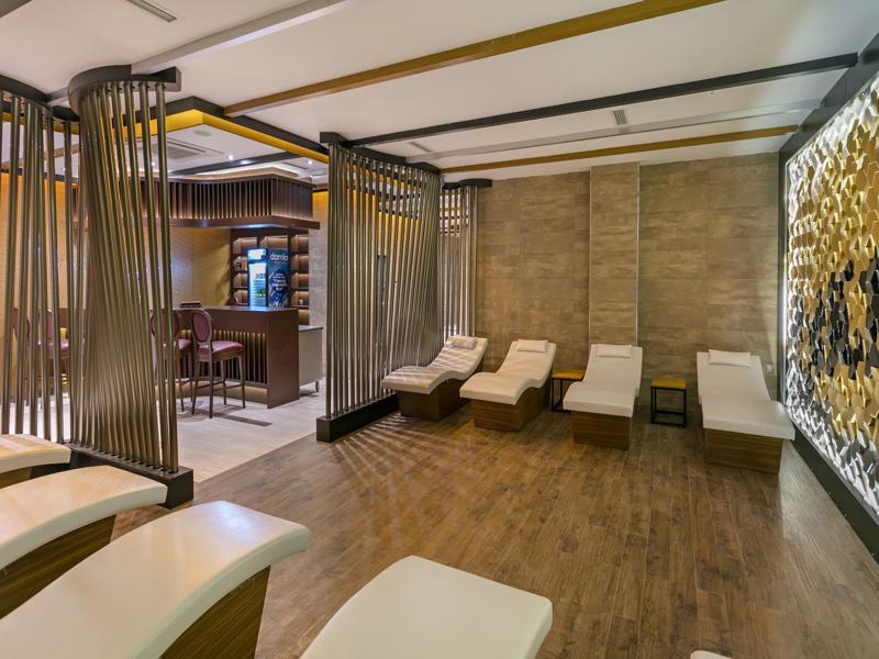 אנטליה B Business Hotel & Spa מראה חיצוני תמונה